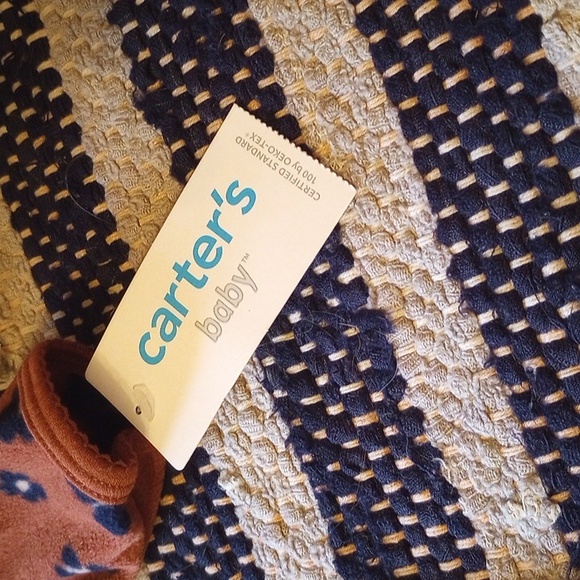 Carter's NB Sleeper Onsie - Picture 2 of 4